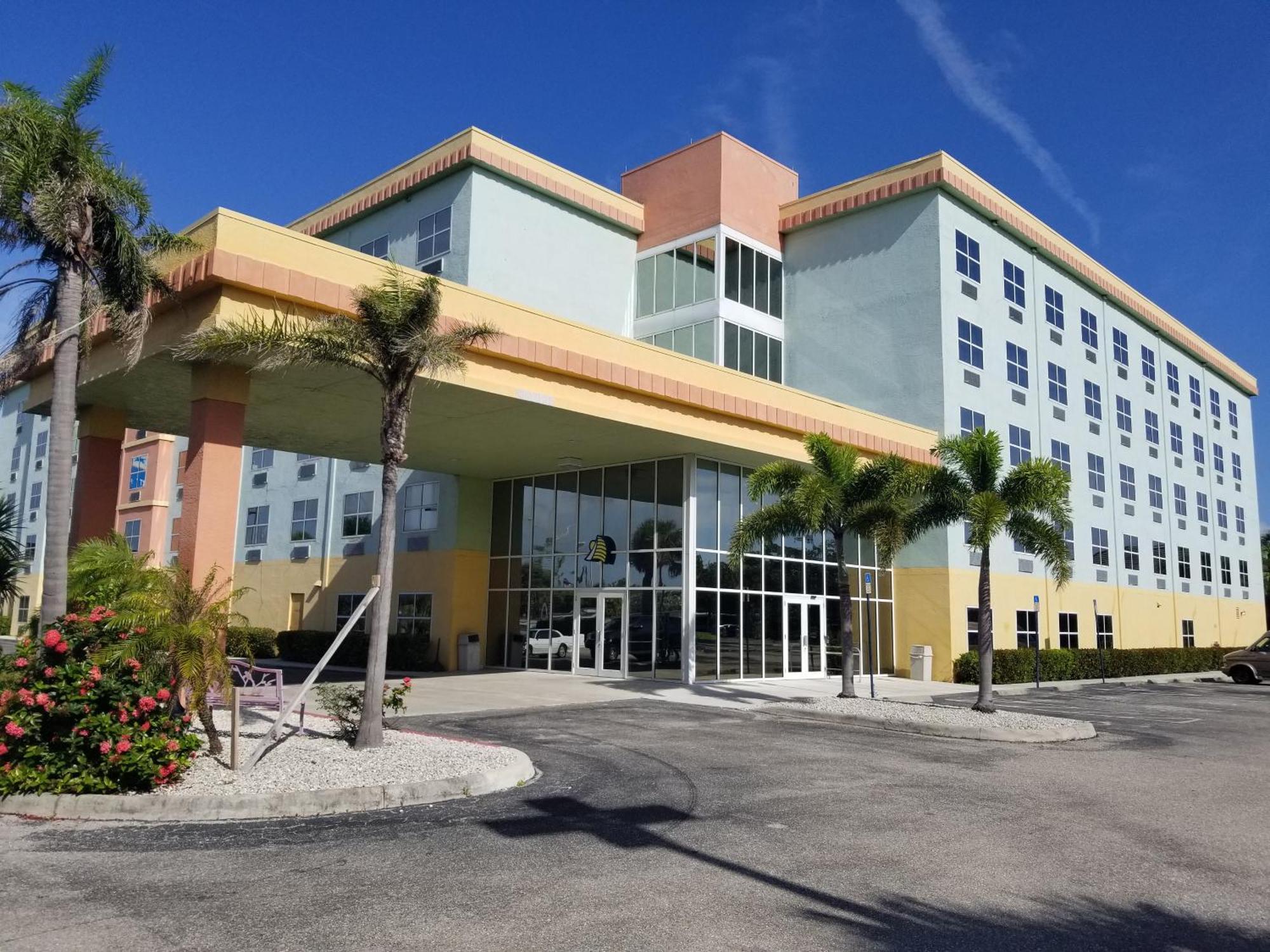 Allure Suites Of Fort Myers Eksteriør bilde
