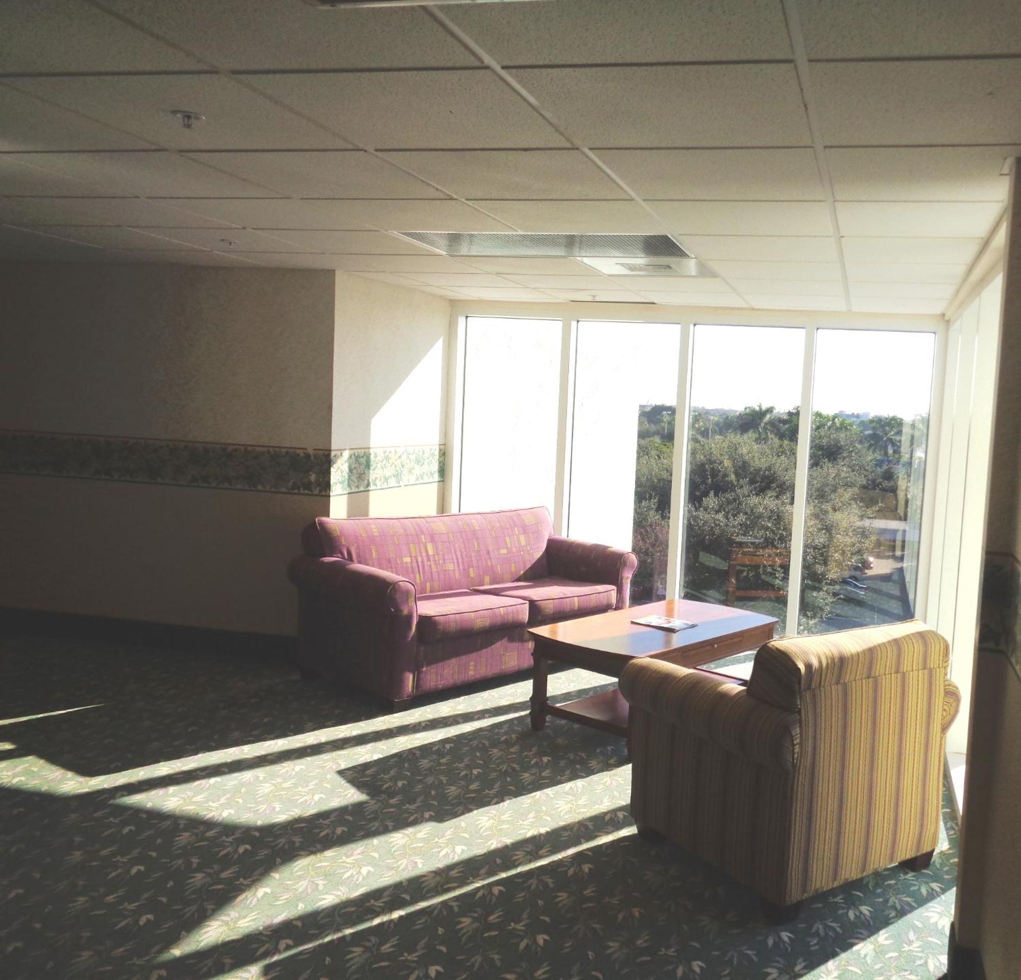 Allure Suites Of Fort Myers Eksteriør bilde