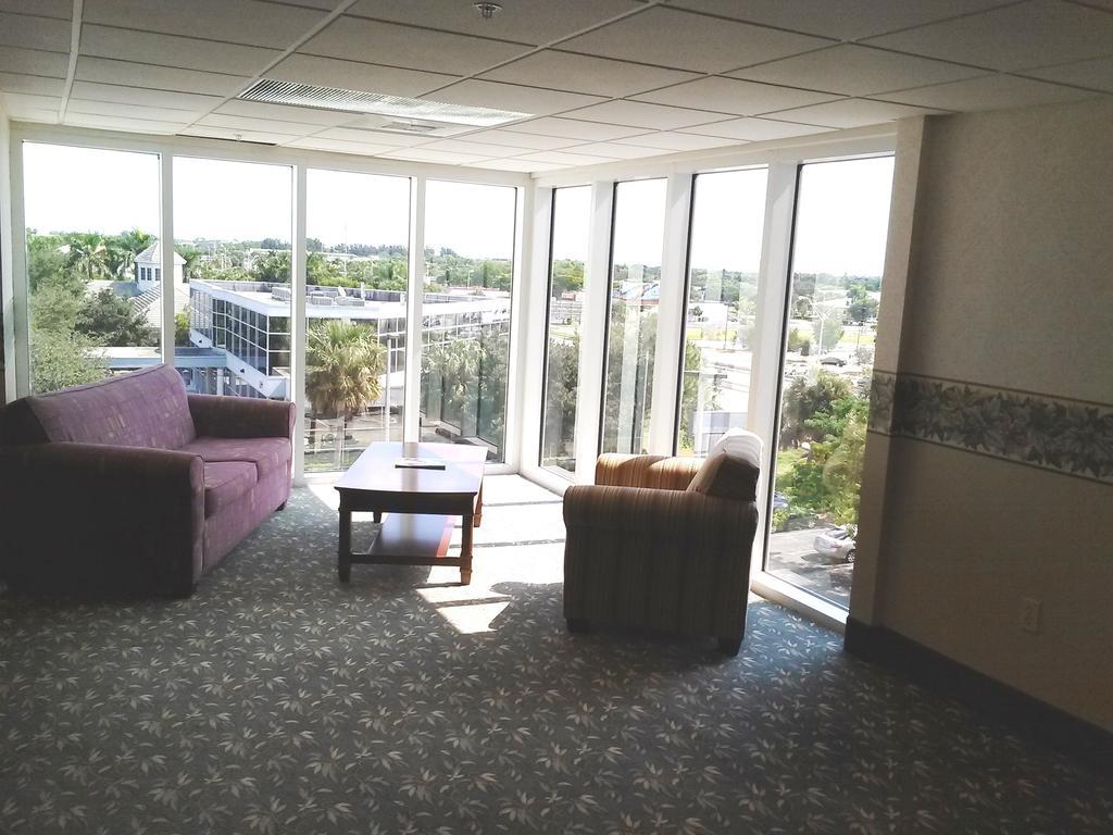Allure Suites Of Fort Myers Eksteriør bilde